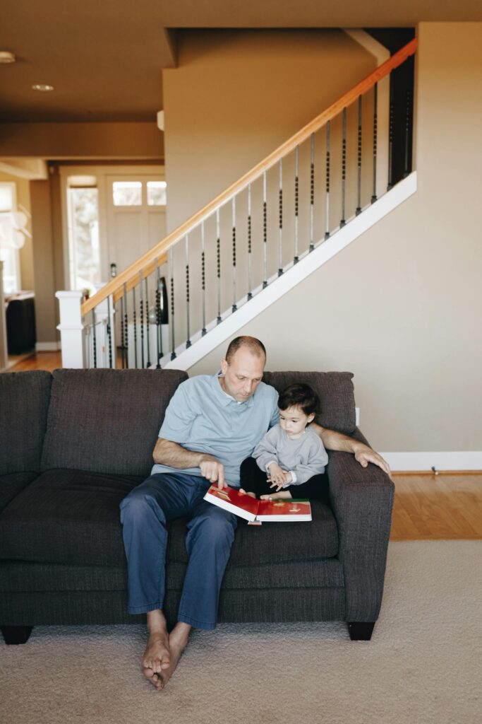 Spotlight on 6 Books That Dads Can Read to Their Children